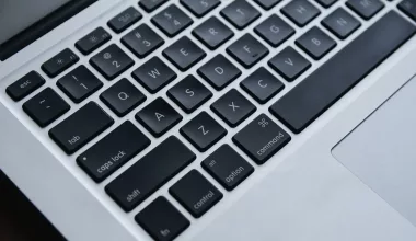 Mengatasi Keyboard Laptop Mencet Sendiri