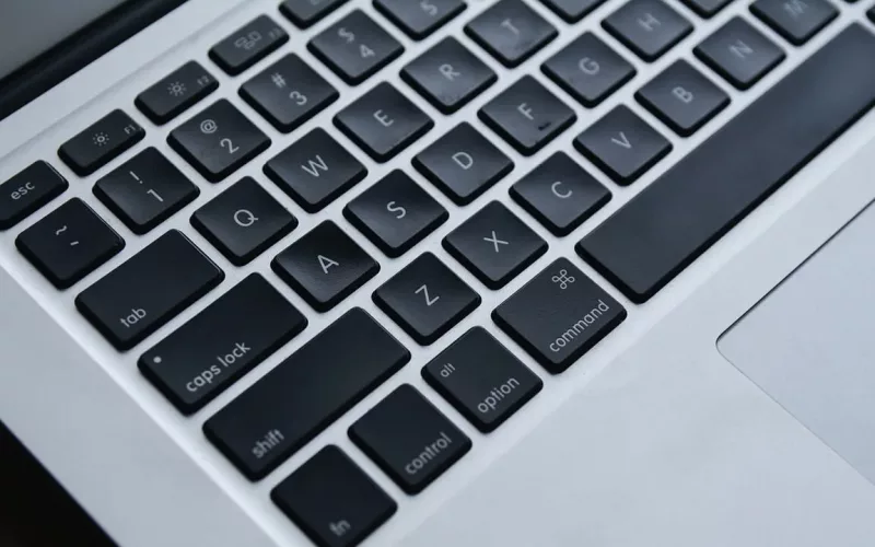 Mengatasi Keyboard Laptop Mencet Sendiri