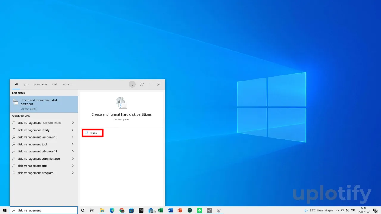 Buka Disk Management di Windows