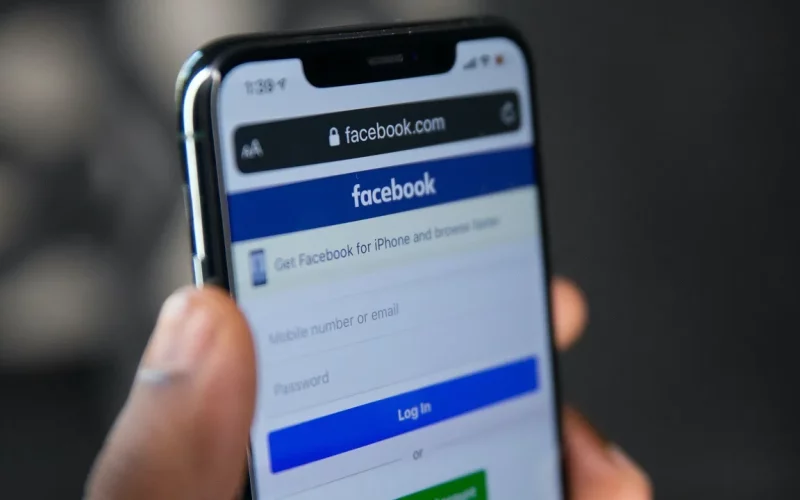 Kode Konfirmasi Facebook Tidak Terkirim